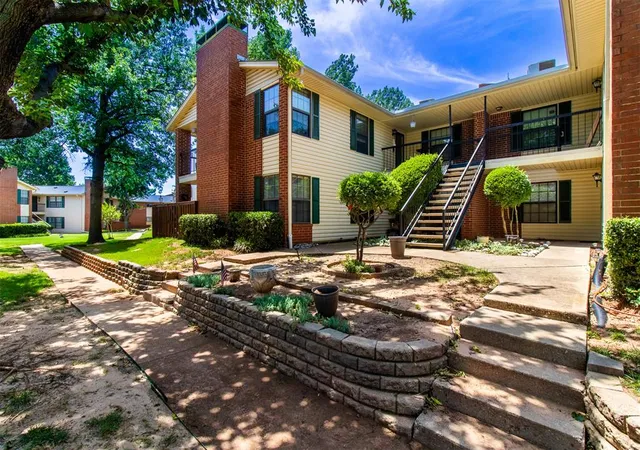 4400-hemingway-dr-217-oklahoma-city-ok-73118/hzid_4f55faff