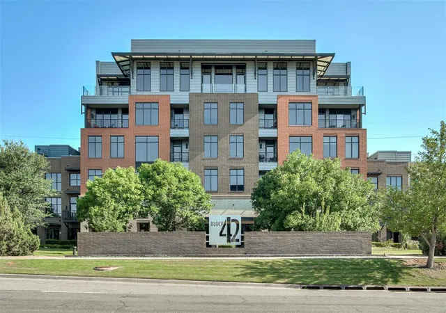 301-ne-4th-st-1-oklahoma-city-ok-73104/hzid_35f4e055