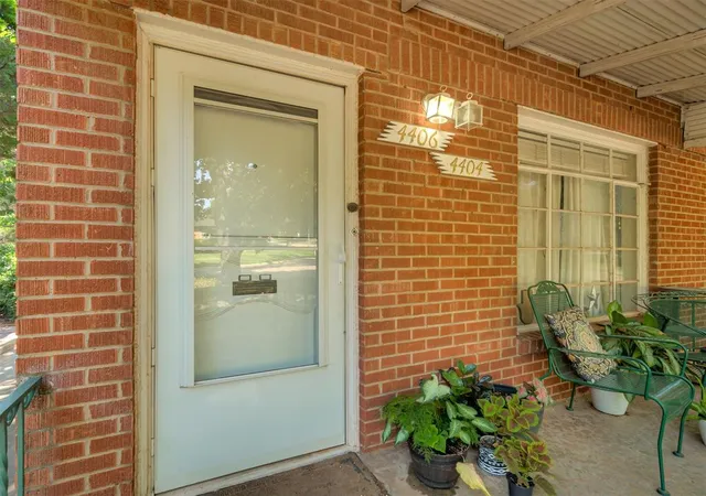 4406-n-harvey-pkwy-oklahoma-city-ok-73118/hzid_54f8b517