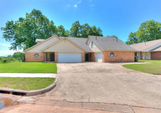2808-shoreridge-ave-2810-norman-ok-73072/hzid_412fdf54