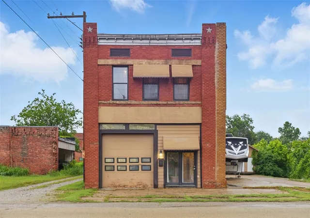 111-e-broadway-ave-yale-ok-74085/hzid_c0a9374f