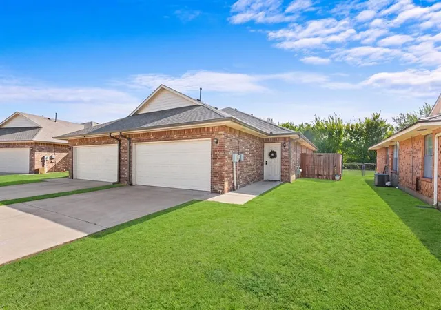 110-barrett-pl-108-110-edmond-ok-73003/hzid_b089b605