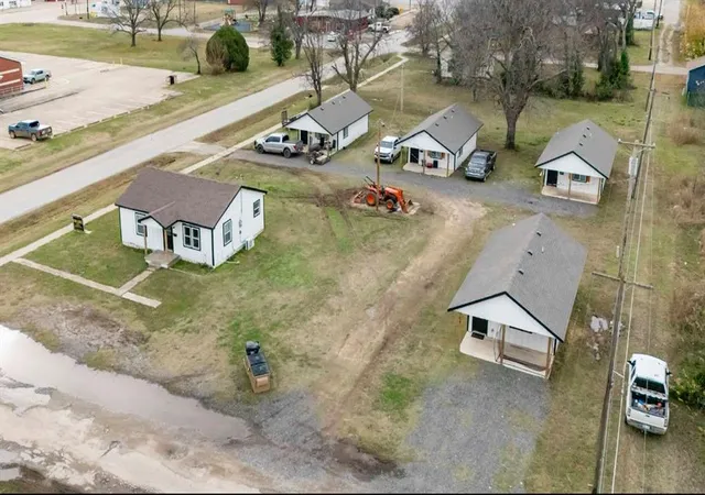 402-n-6th-avenue-stroud-ok-74079/hzid_d3fca0d2