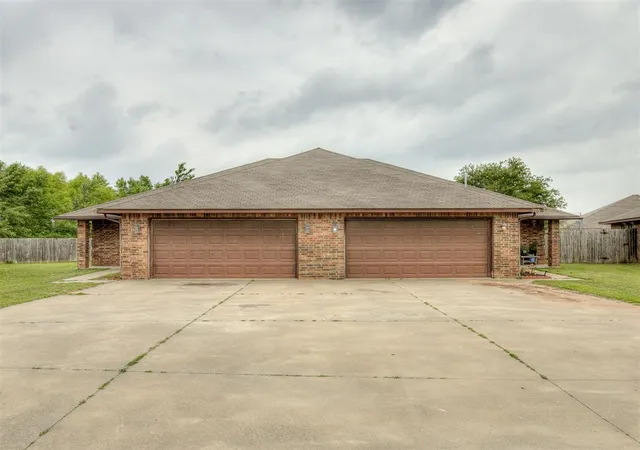 703-ne-21st-terrace-705-newcastle-ok-73065/hzid_44d9844b