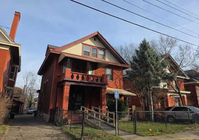 2228-maplewood-ave-cincinnati-oh-45219/hzid_d28e6b77