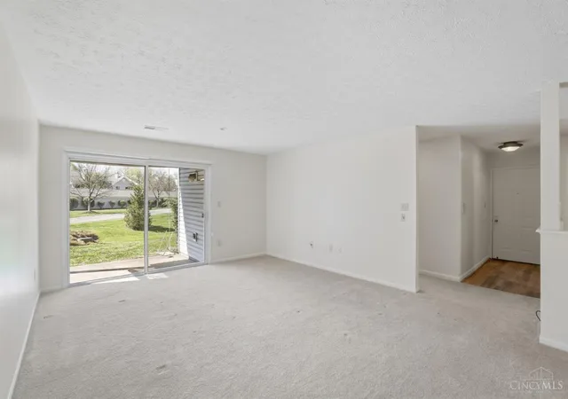 12061-carrington-ln-102-loveland-oh-45140/hzid_b3ac1d59