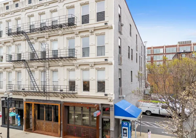 1214-vine-st-3-cincinnati-oh-45202/hzid_d1716d4c