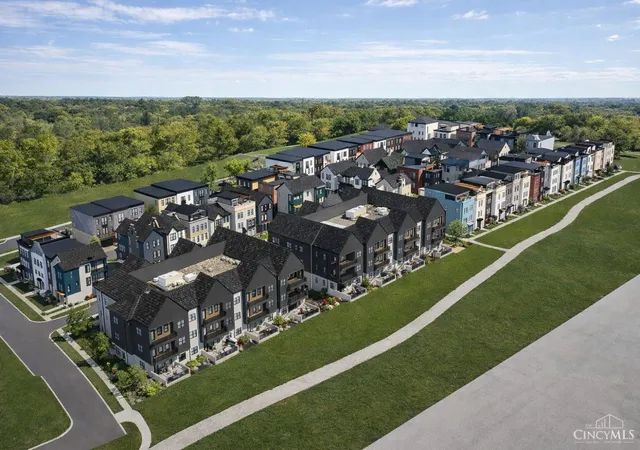 4240-park-pl-cir-305-blue-ash-oh-45242/hzid_01ba9874
