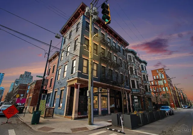 35-e-13th-street-202-cincinnati-oh-45202/hzid_34e16c83