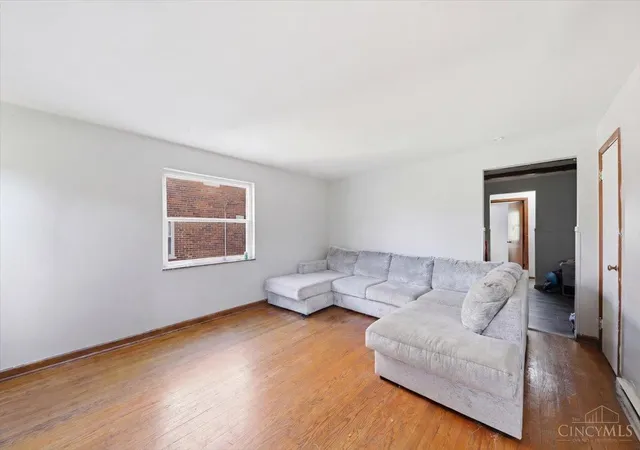 2580-westwood-northern-cincinnati-oh-45211/hzid_f3aabdb1
