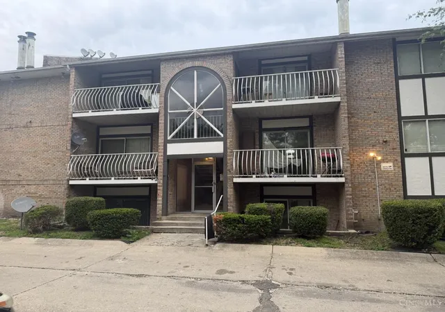 2435-montana-ave-11-cincinnati-oh-45211/hzid_faf9a507