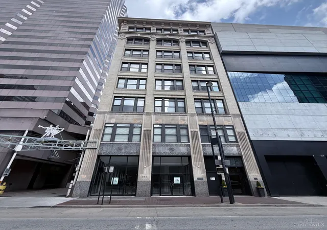 26-e-sixth-st-802-cincinnati-oh-45202/hzid_e424f215