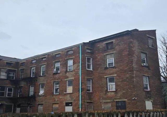2904-s-colerain-ave-cincinnati-oh-45225/hzid_da8ac9c7