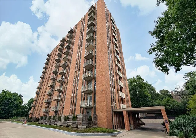 2230-s-patterson-63-dayton-oh-45409/hzid_c8ef9ab1
