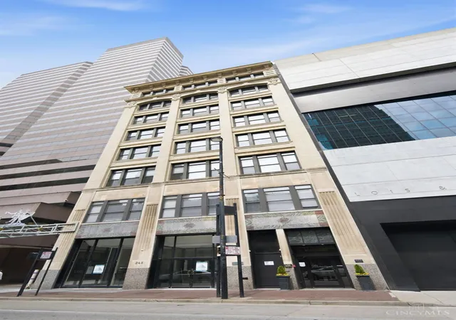 26-e-sixth-st-702-cincinnati-oh-45202/hzid_b1d4ef4f