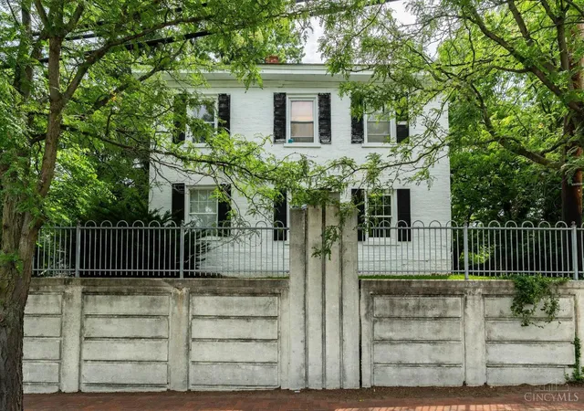 2320-beechmont-ave-cincinnati-oh-45230/hzid_346b094d