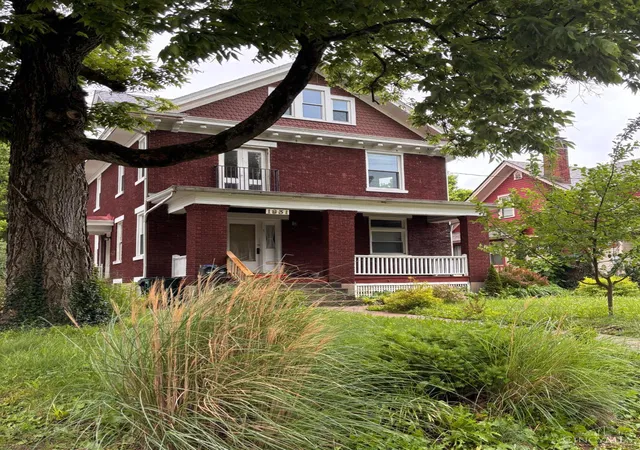 1831-w-north-bend-rd-cincinnati-oh-45223/hzid_b8e6c0d3