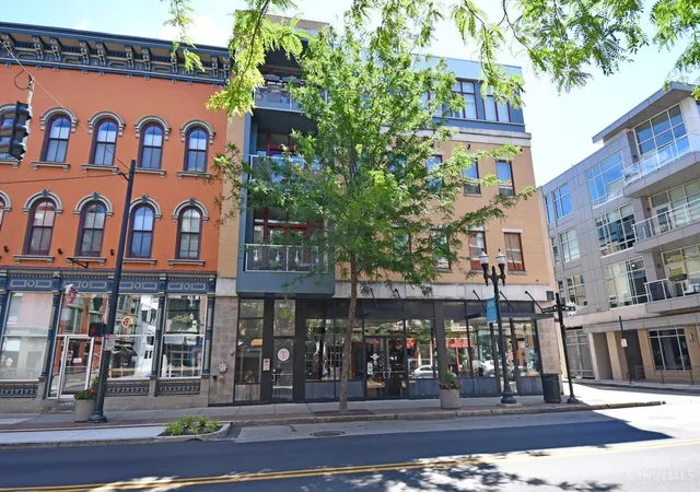 1326-vine-st-b-cincinnati-oh-45202/hzid_4aa9c9ad