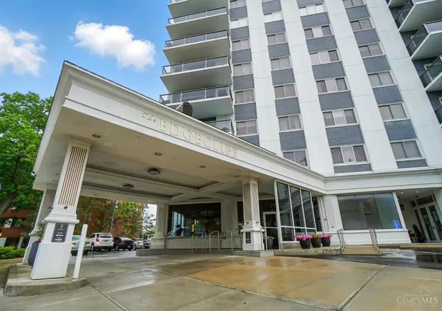 2200-victory-pkwy-1601-cincinnati-oh-45206/hzid_f1f04d35