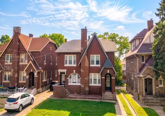 2727-stratford-ave-cincinnati-oh-45220/hzid_81e24d96