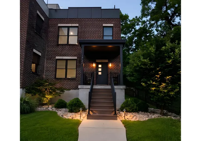 1722-william-howard-taft-rd-cincinnati-oh-45206/hzid_36ed27da