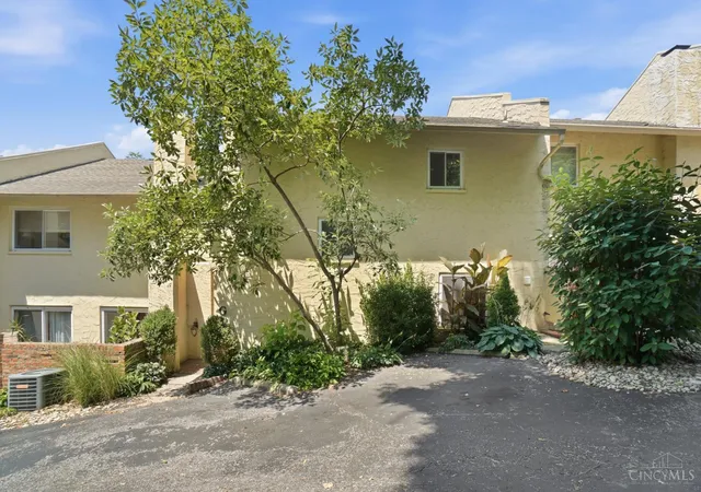 2111-sutton-ave-g-cincinnati-oh-45230/hzid_ce19369e