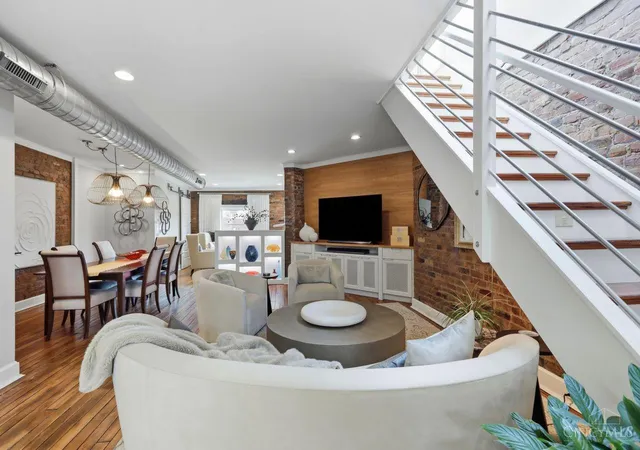 2356-park-ave-67-cincinnati-oh-45206/hzid_d84197e2