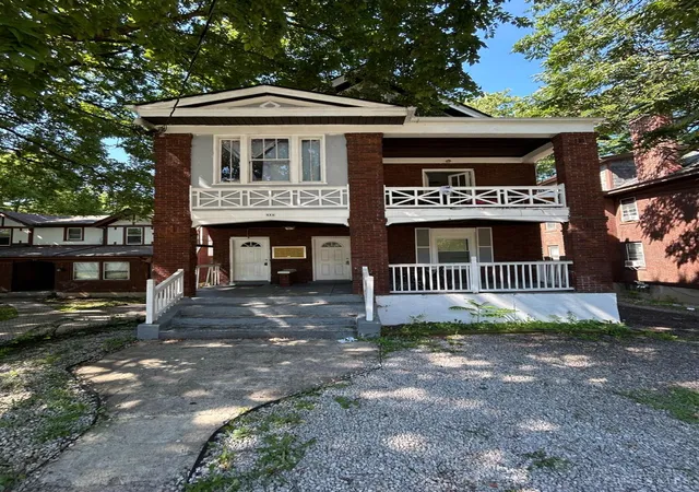 811-s-fred-shuttlesworth-cir-cincinnati-oh-45229/hzid_156415c8