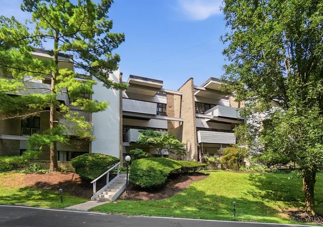 399-w-galbraith-109-cincinnati-oh-45215/hzid_0cc6aec7