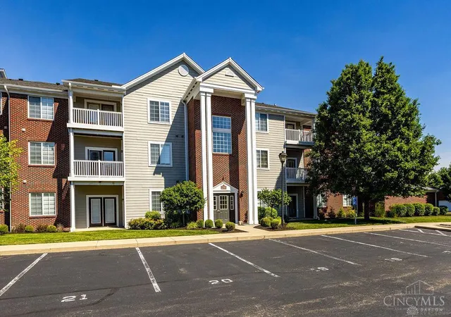 2295-pinnacle-ct-205-fairborn-oh-45324/hzid_1a5b1005