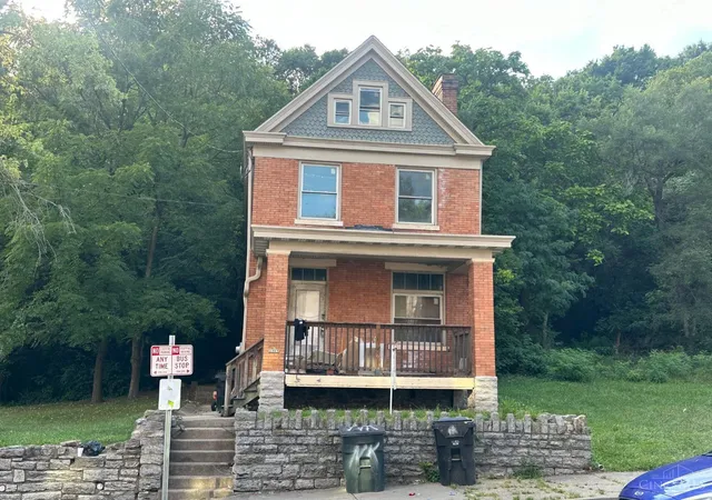 2307-vine-st-cincinnati-oh-45219/hzid_cefae8b6