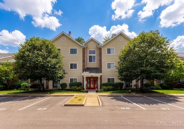 120-carrington-ln-102-loveland-oh-45140/hzid_52460cb3