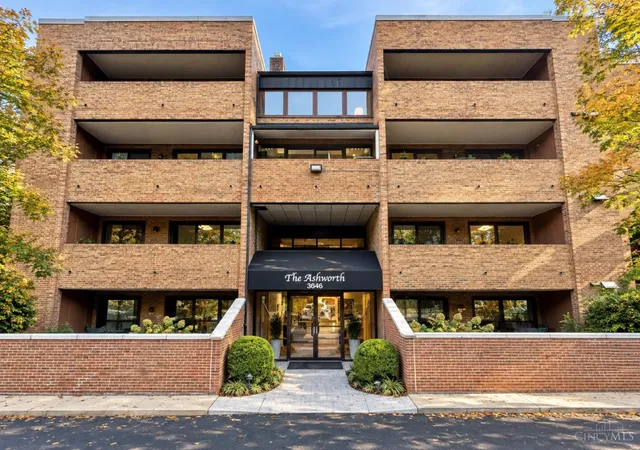 3646-ashworth-dr-301-cincinnati-oh-45208/hzid_c3f37e61