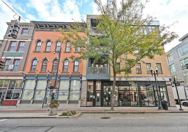 1326-vine-st-b-cincinnati-oh-45202/hzid_4aa9c9ad