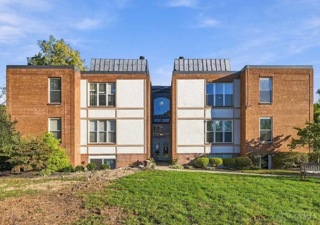 3825-petoskey-ave-31-mariemont-oh-45227/hzid_d2ac1189