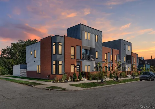 2736-harrison-st-detroit-mi-48216/hzid_2aed9739