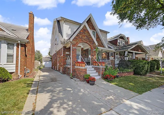6348-coleman-st-dearborn-mi-48126-2079/hzid_02453f47