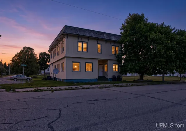 w5496-1st-street-hermansville-mi-49847/hzid_6f728b1d