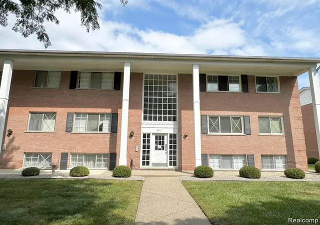 8211-denwood-dr-6-sterling-heights-mi-48312/hzid_c7da8999