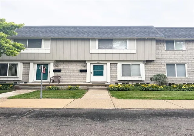 4386-15-mile-rd-64-sterling-heights-mi-48310/hzid_2904d4a9