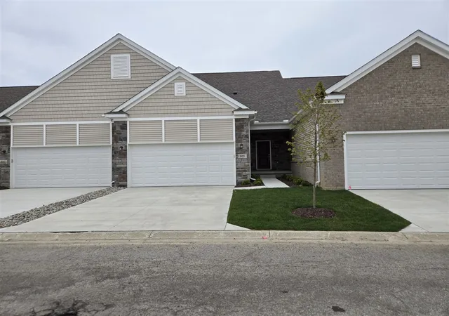 4262-plum-village-cir-41-monroe-mi-48161/hzid_19ecce02