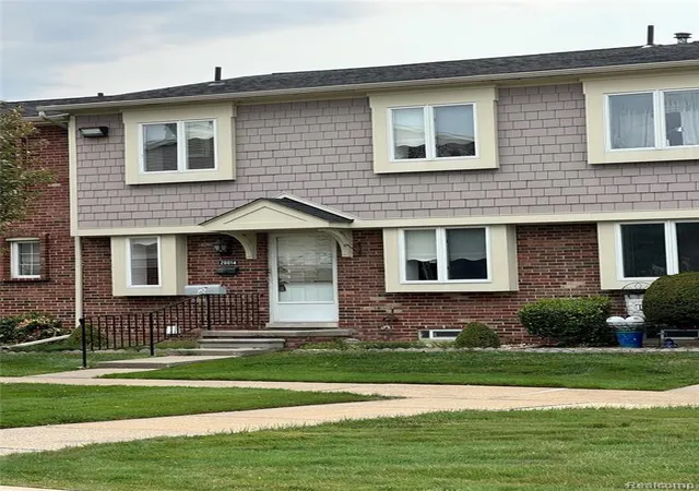 20014-great-oaks-cir-402-clinton-township-mi-48036/hzid_f0990d9e