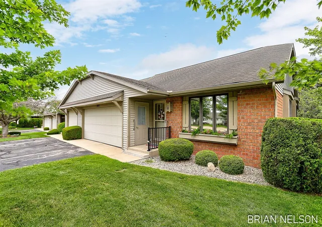 205-parkside-dr-zeeland-mi-49464-2048/hzid_e7090ec0