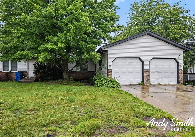 400-402-60th-street-grand-rapids-mi-49548-6810/hzid_47f95ecd