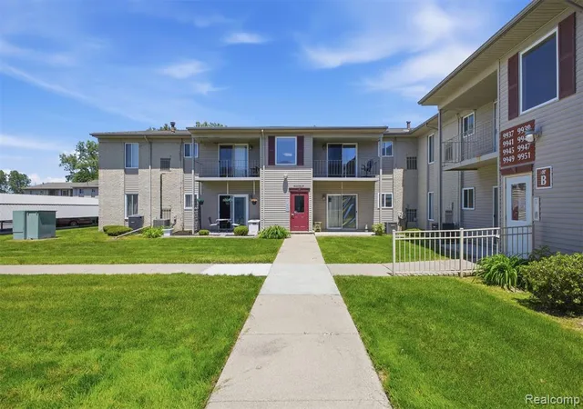 9921-allen-pointe-dr-4-allen-park-mi-48101/hzid_e54607fe