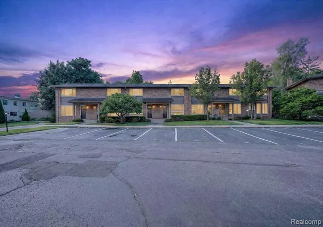 1035-n-old-woodward-ave-1-birmingham-mi-48009/hzid_64e99324