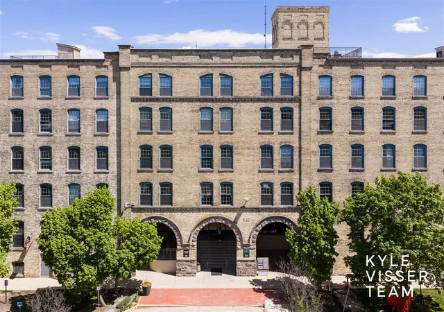 940-monroe-ave-503-grand-rapids-mi-49503/hzid_90eaab5b