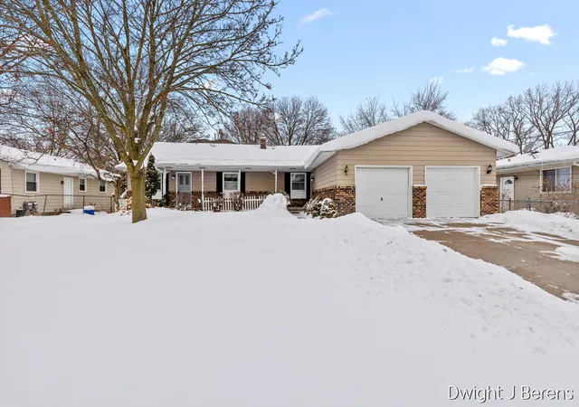 4321-4323-dawes-ct-grand-rapids-mi-49508/hzid_6f5dd968