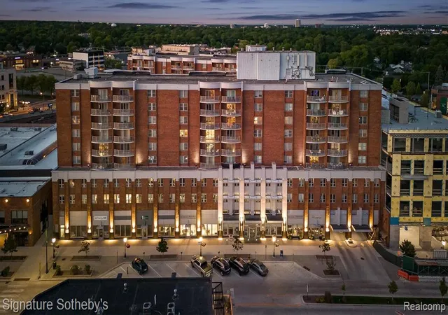 411-s-old-woodward-ave-704-birmingham-mi-48009/hzid_64c77cd9