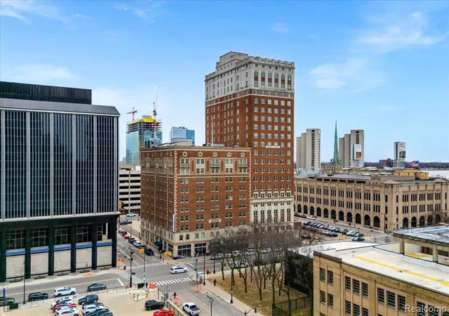 525-w-lafayette-blvd-13e-detroit-mi-48226/hzid_6082234a